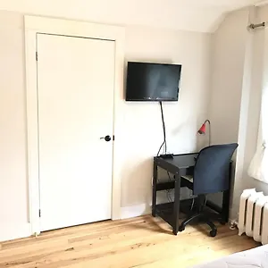 https://the-parkway-place.niagara-fallshotels.com
