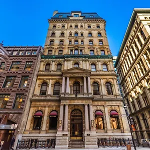 https://hotel-le-st-james-montreal.hotels-in-montreal.org