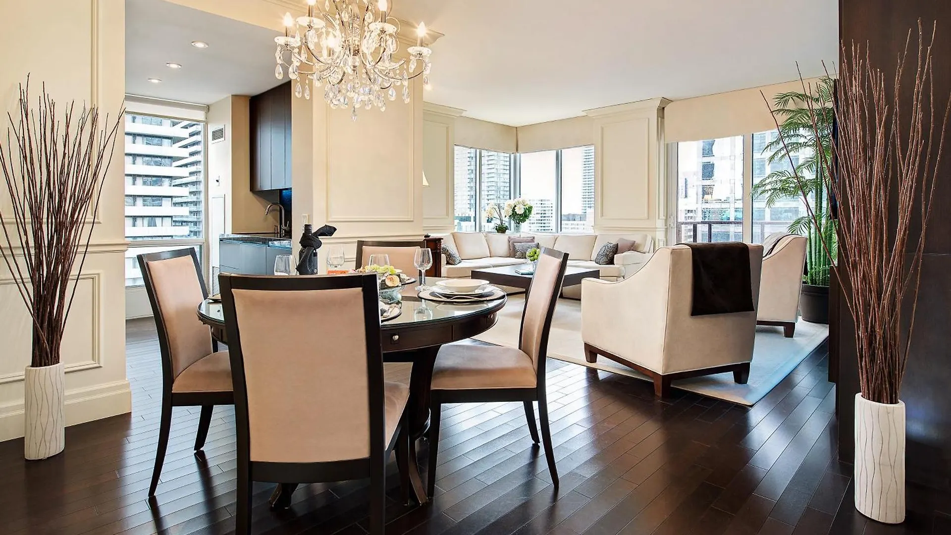 Aparthotel Sky Suites Yorkville Toronto