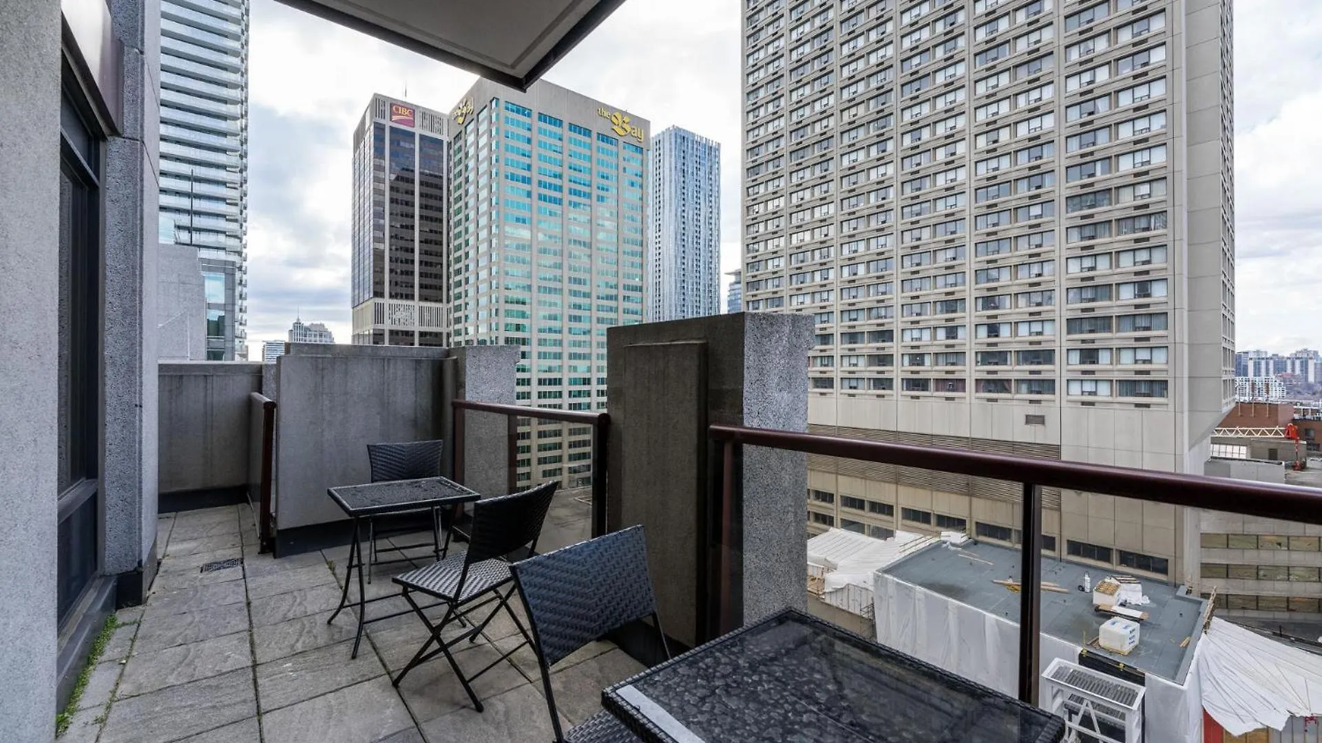 Aparthotel Sky Suites Yorkville Toronto