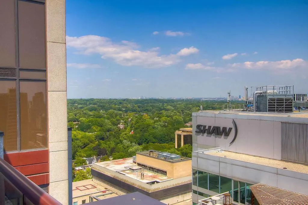 Sky Suites Yorkville Toronto 4*,  Canada