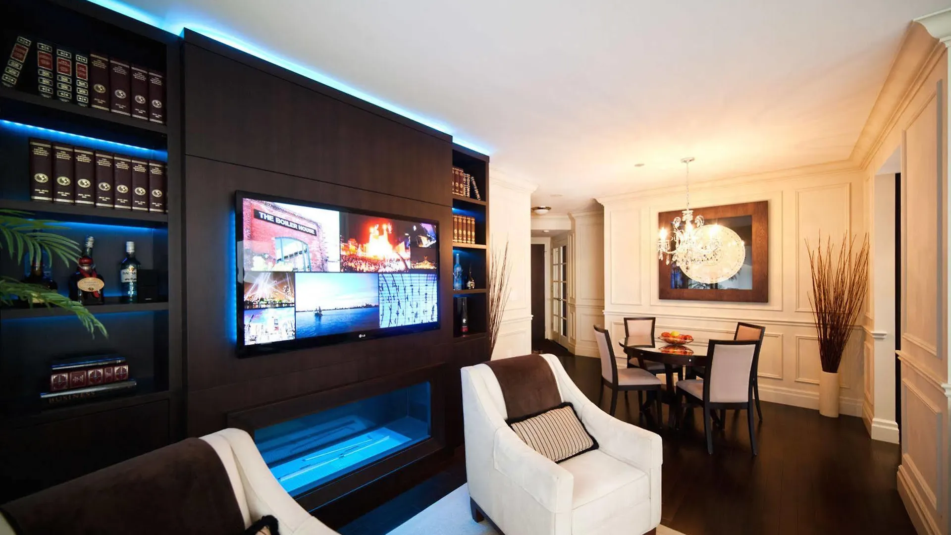 Sky Suites Yorkville Toronto 4*,  Canada