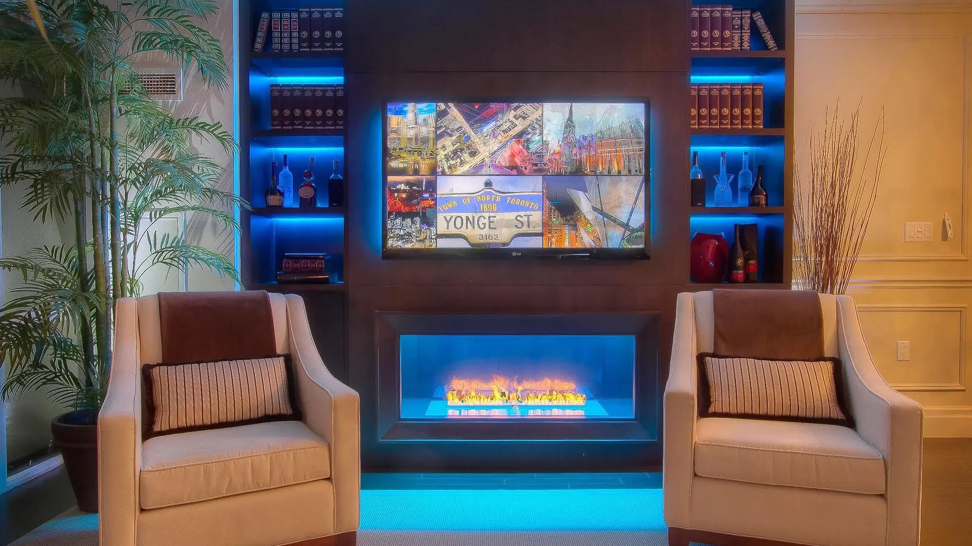 Sky Suites Yorkville Toronto 4*,  Canada
